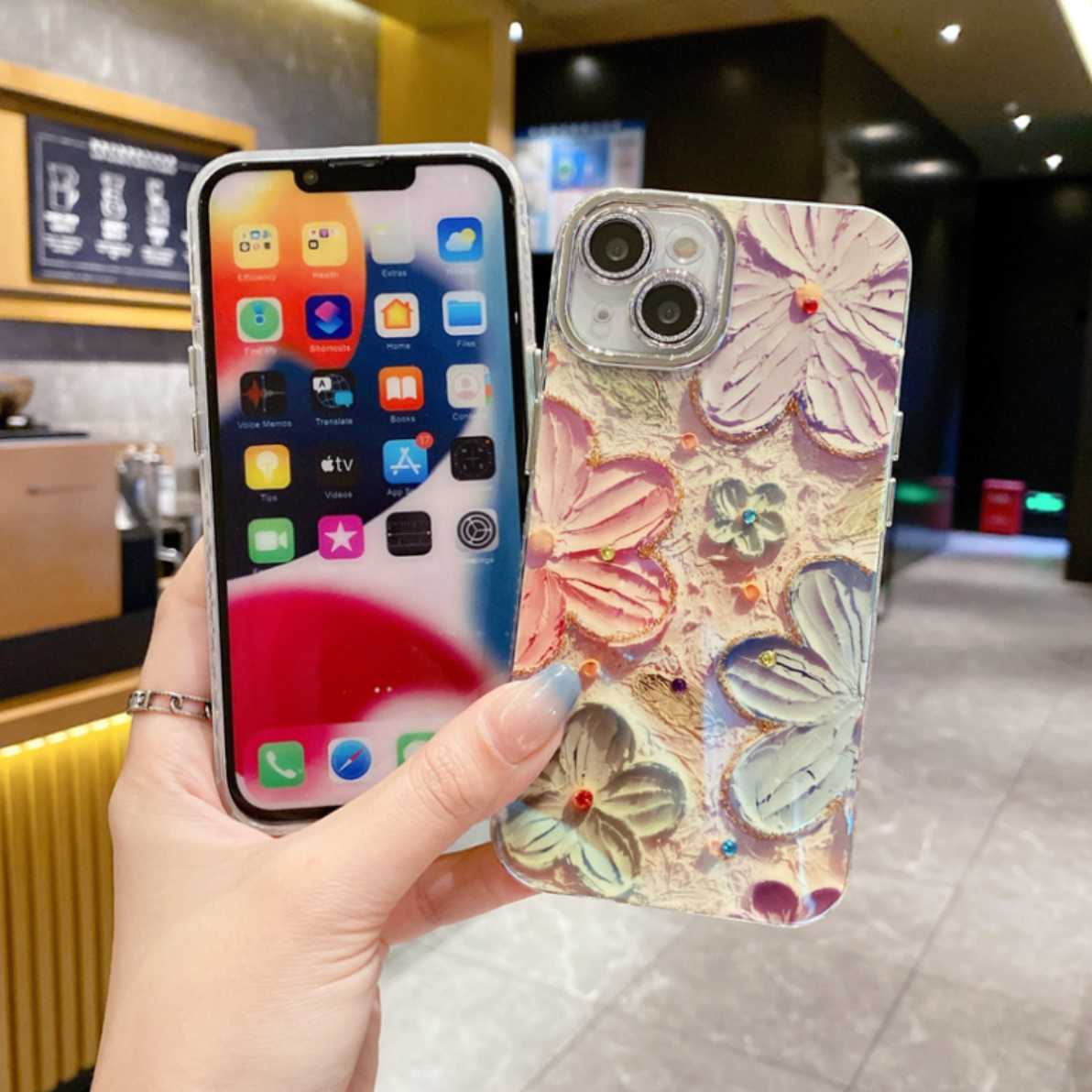 スマホケース｜可愛い・iPhone多機種対応・メッキ・カメラレンズまでカバー・薄型・落下防止・ファッションアップ！|undefined