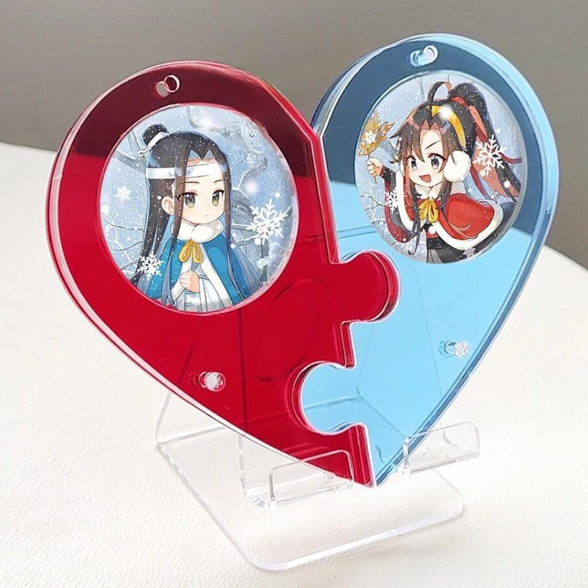 推し活してる】缶バッジ展示アクリルスタンド｜ハートのデザイン