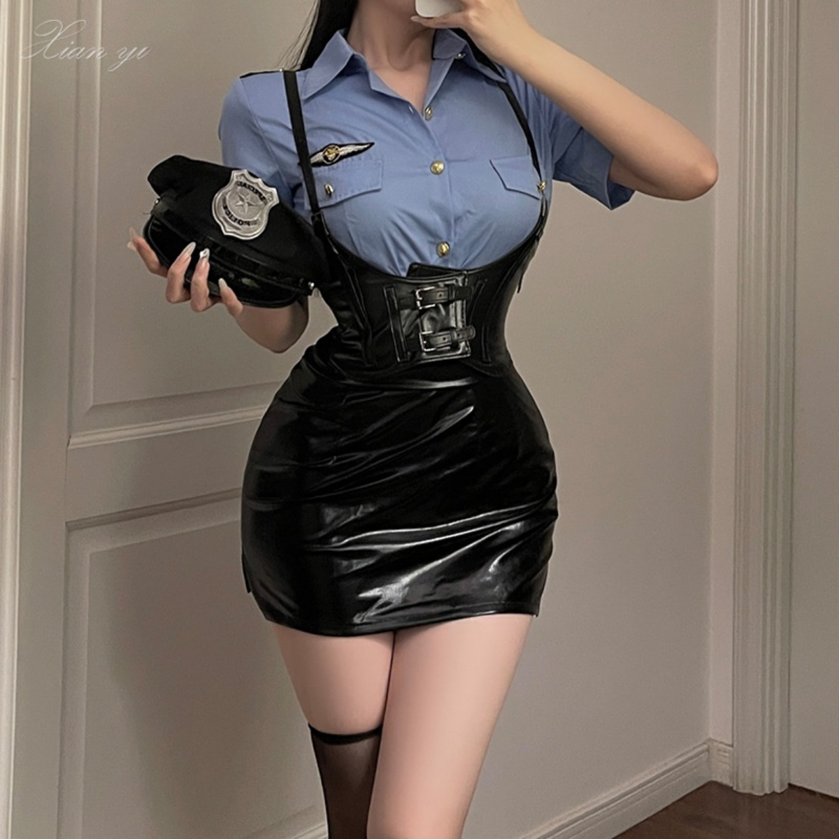 コスプレ｜クシー・制服・コスチューム・女性警察官・タイトスカート・ロールプレイ・情熱的|undefined