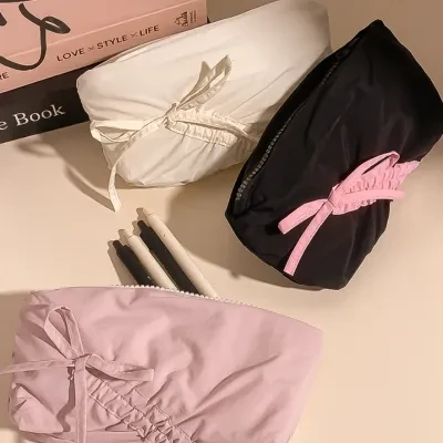 ペンケース｜化粧品バッグ・リボン・クッション・中高生・小学生・文房具・大容量・高デザイン・インスタ風・収納バッグ