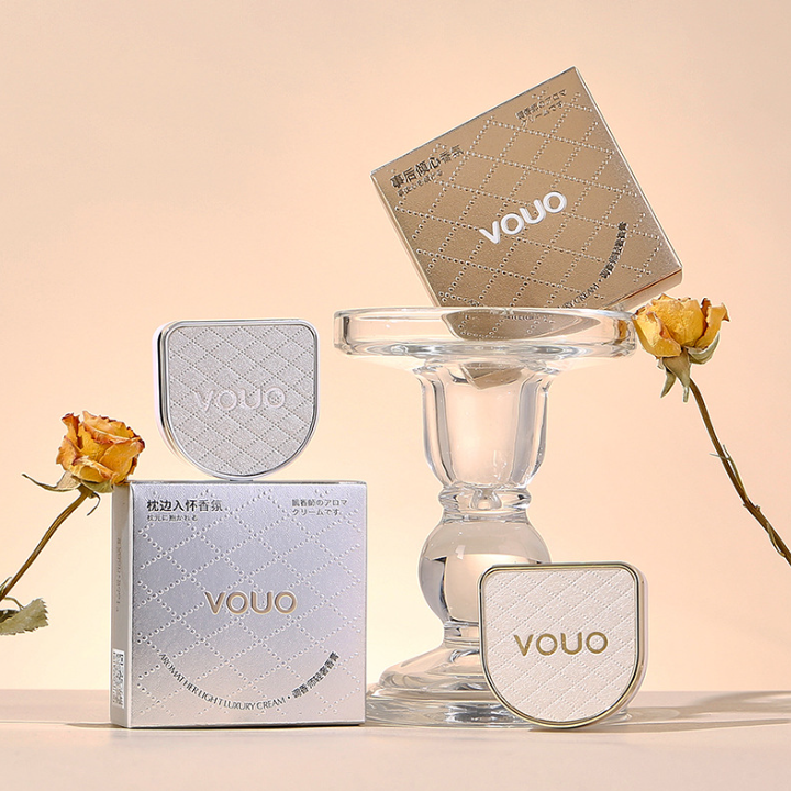 VOUOデオドラントバーム｜上品・さわやか・持ち運び便利・持続性・固形|undefined