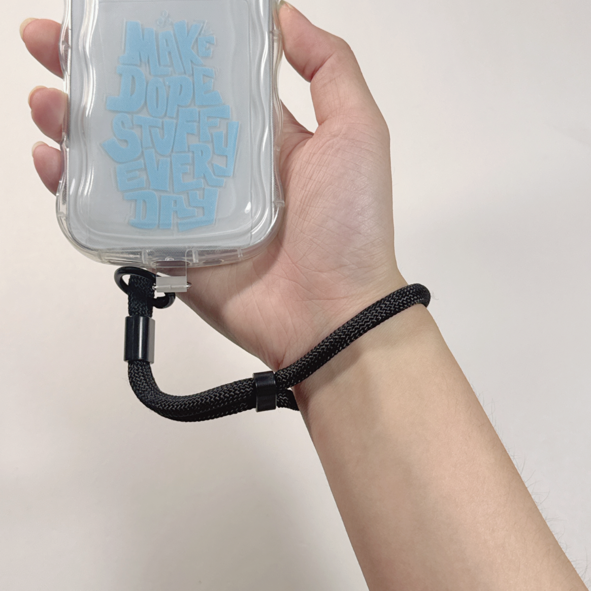 スマホストラップ｜手首・長さ調節可能・おしゃれ・実用的・ハンドストラップ・落下防止|undefined