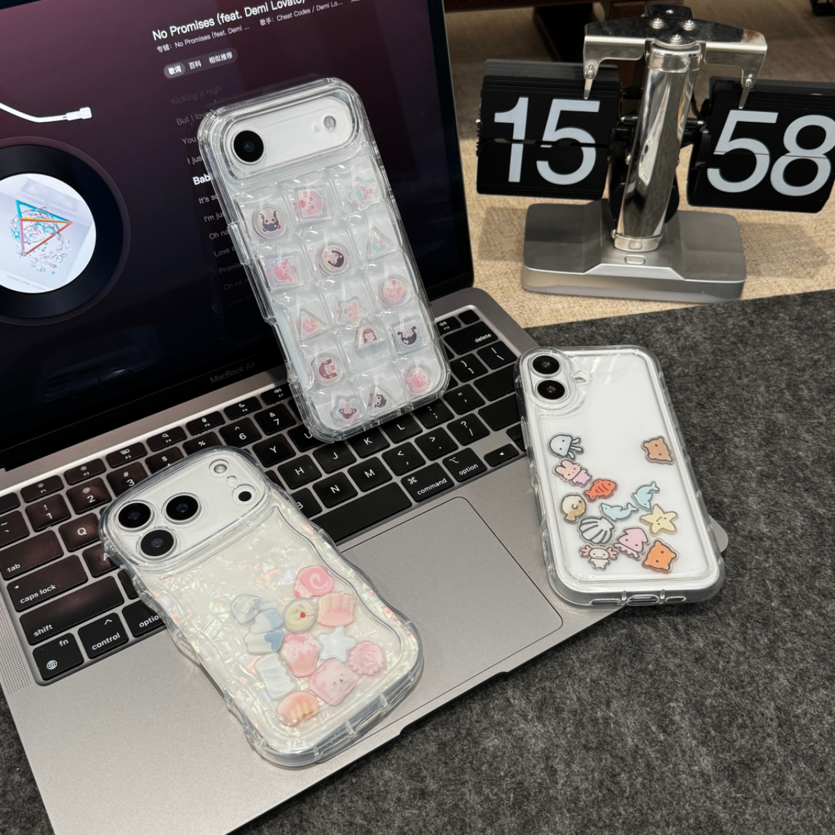 WOWCASE シェイカーケースセット（iPhone 13〜17対応）
