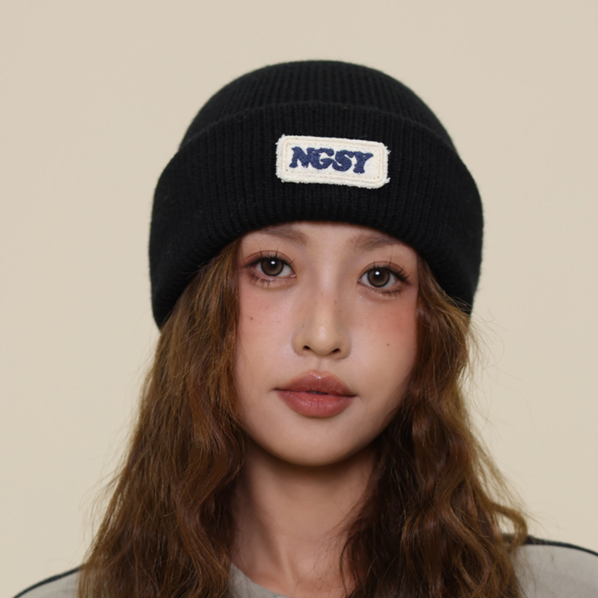 ニット帽｜シンプルな文字刺繍入り・無地・秋冬用ウール帽子・フード付き帽子・小顔効果・高級感|undefined