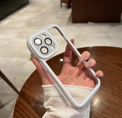 【カメラレンズ保護カバー付き】透明iPhone対応スマホケース｜簡単に美しい