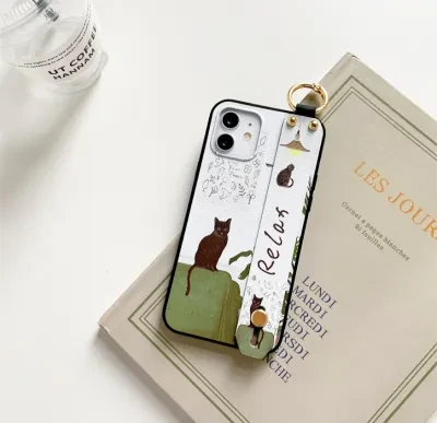 【リラックス】可愛い猫ちゃんiPhone対応スマホケース｜ソファーに立てる猫ちゃん