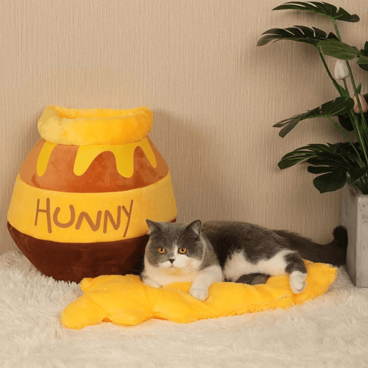 ハチミツ缶型猫ハウス｜狭いところに潜るのが好きな猫ちゃんにぴったり|undefined