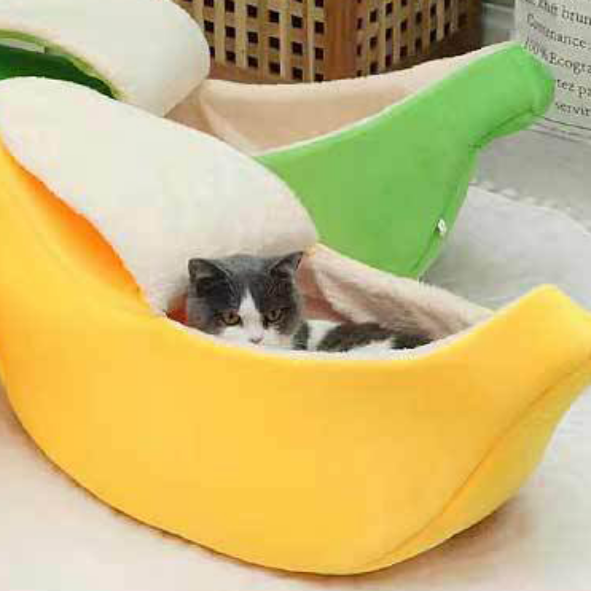 バナナペットベッド｜暖かく包まれることができる！