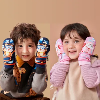 『子どもへの防寒対策』キッズ グローブ｜防水・防寒手袋、今年の雪遊びのために用意しておく！