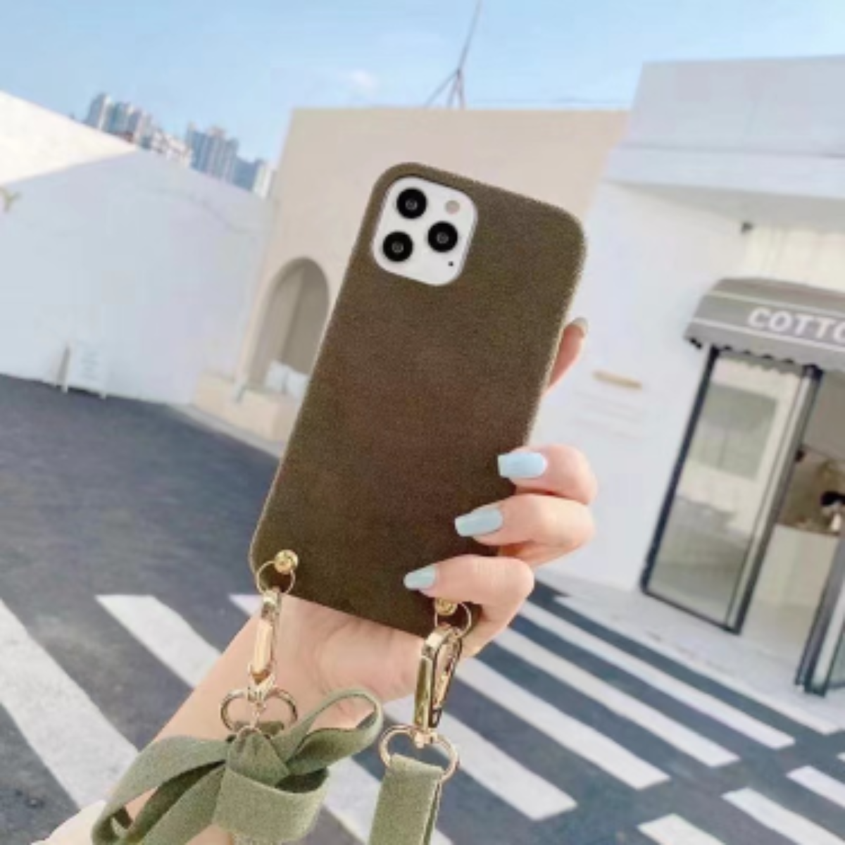 「ふわふわ感！斜めかけ可能」 iPhone対応スマホケース ｜綺麗なリボン風ストラップ付き|undefined