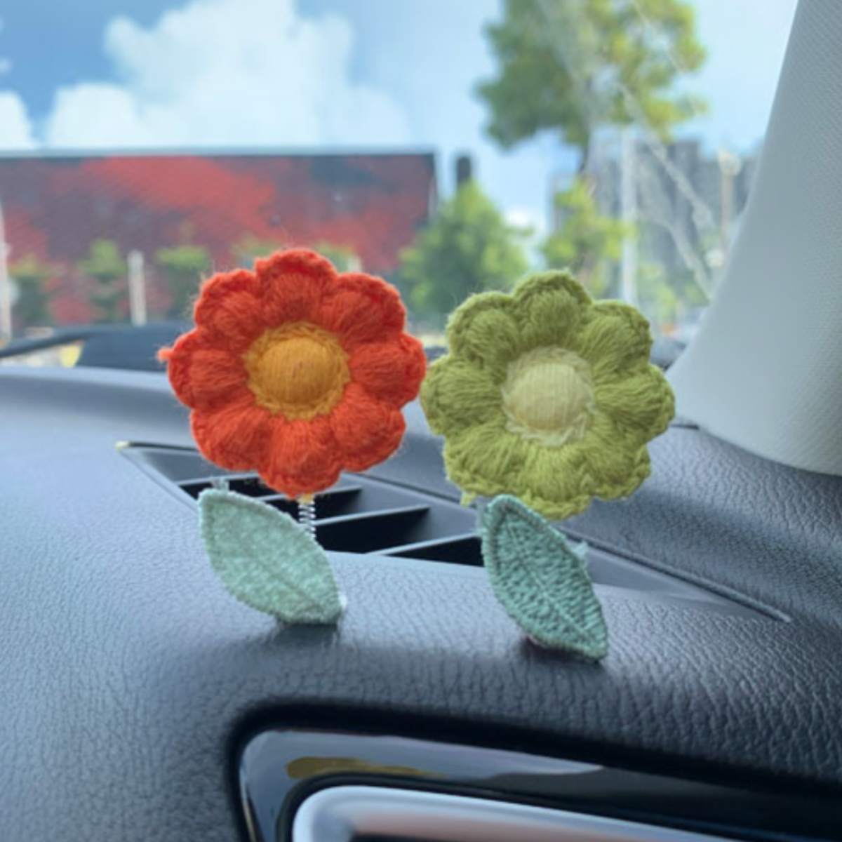 ゆらゆら花の車飾り（色はランダム）｜車内雰囲気を盛り上がる！|undefined
