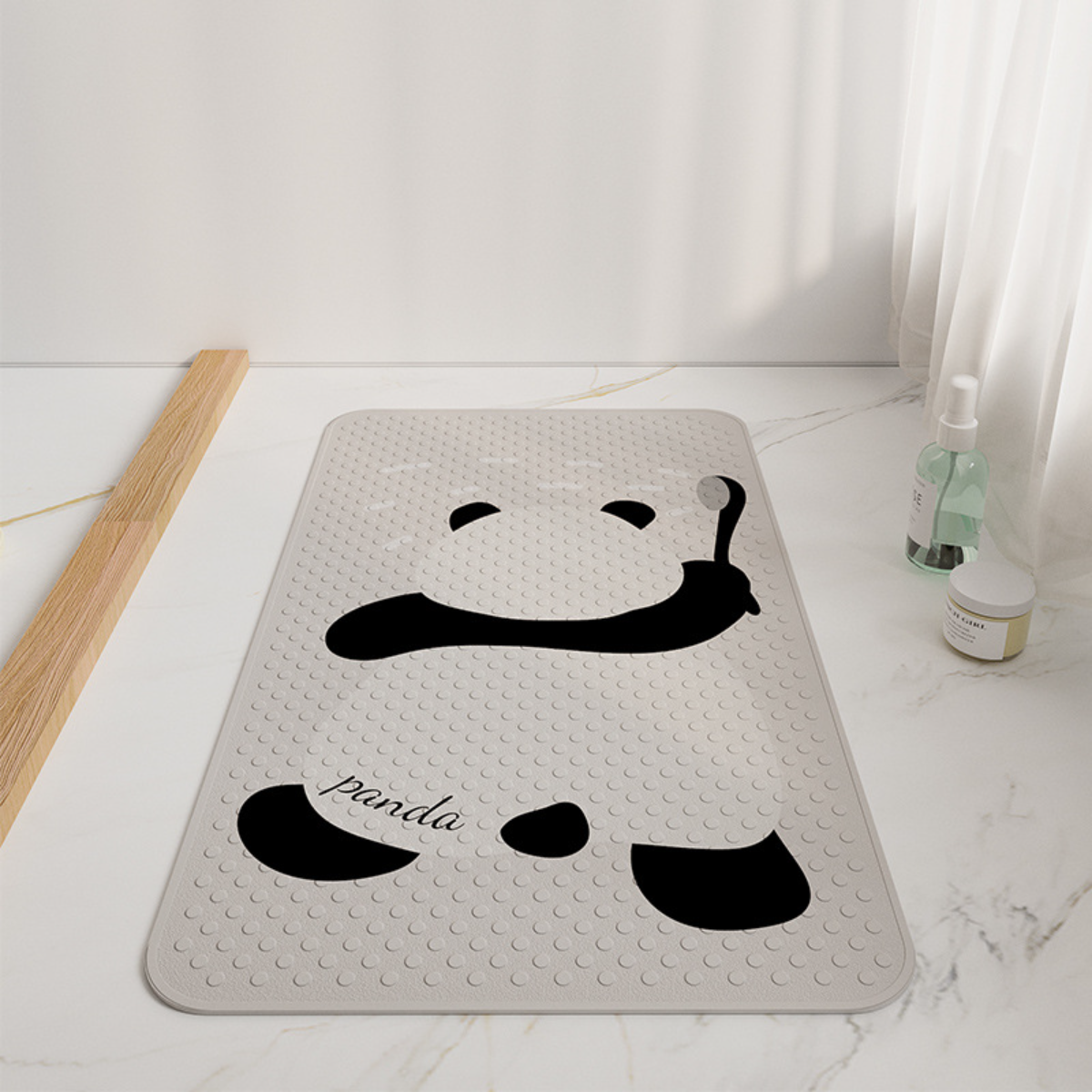 バスマット│吸盤式で優れた安定性があります。表面が滑り防止のため、凸凹加工が施してあり、乗っても滑りにくくなっています。|undefined